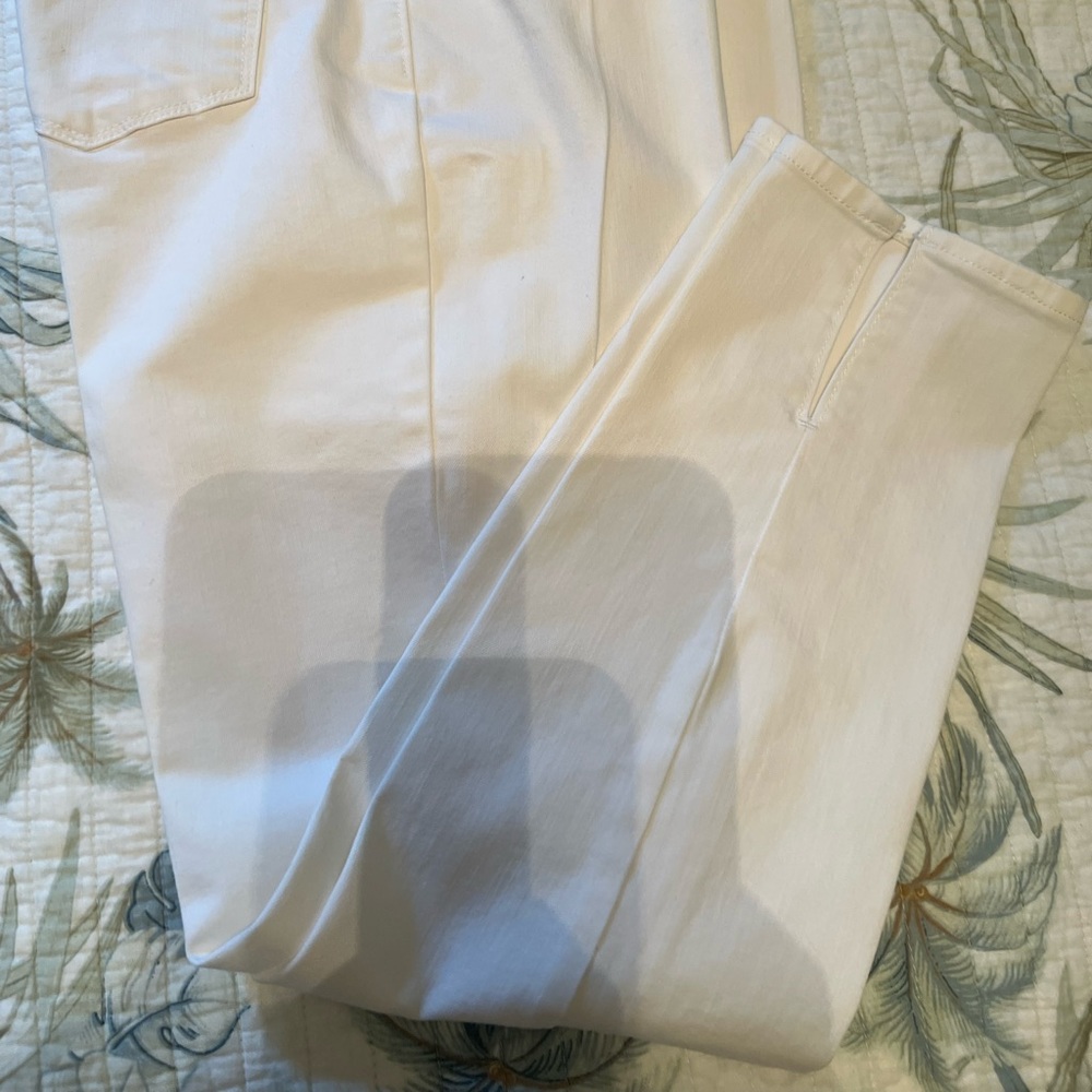 Lucky brand size 8 Eva skinny, jeans, white